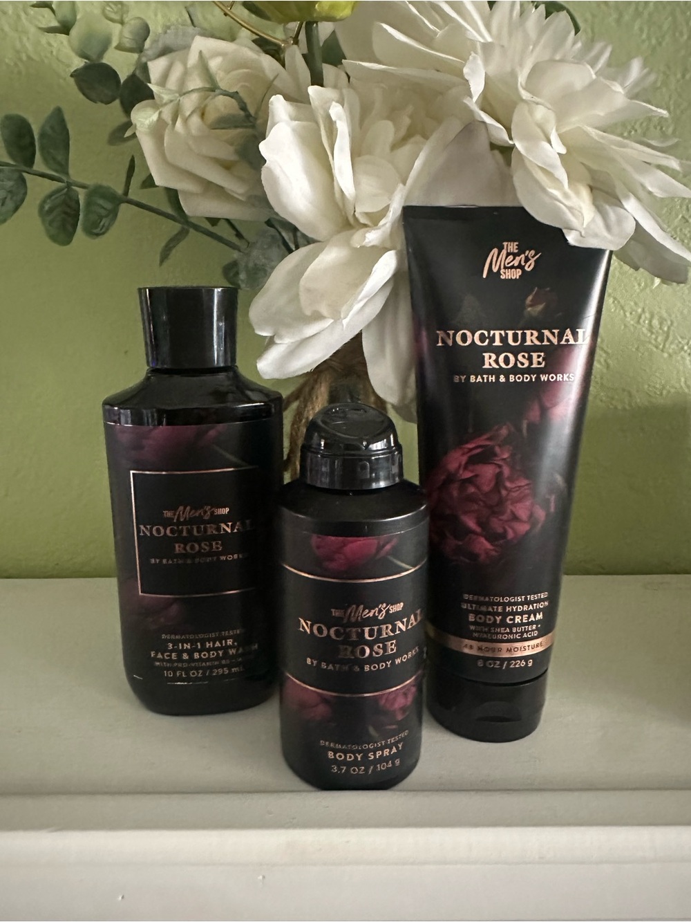 Bath & Body Works Nocturnal Rose Body Spray - Black & Deep Rose